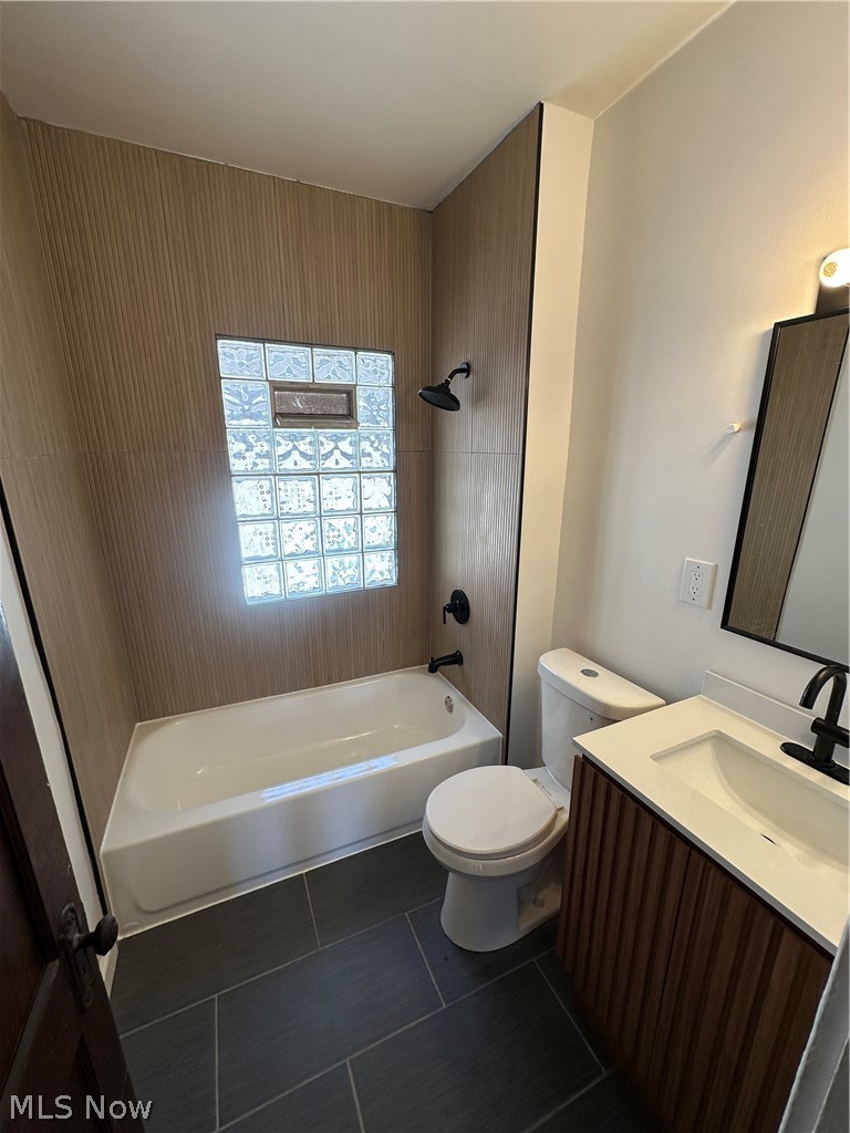14415 Westropp Avenue Property Photo 17