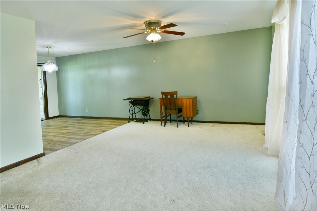 566 Greenleaf Avenue Ne Property Photo 23