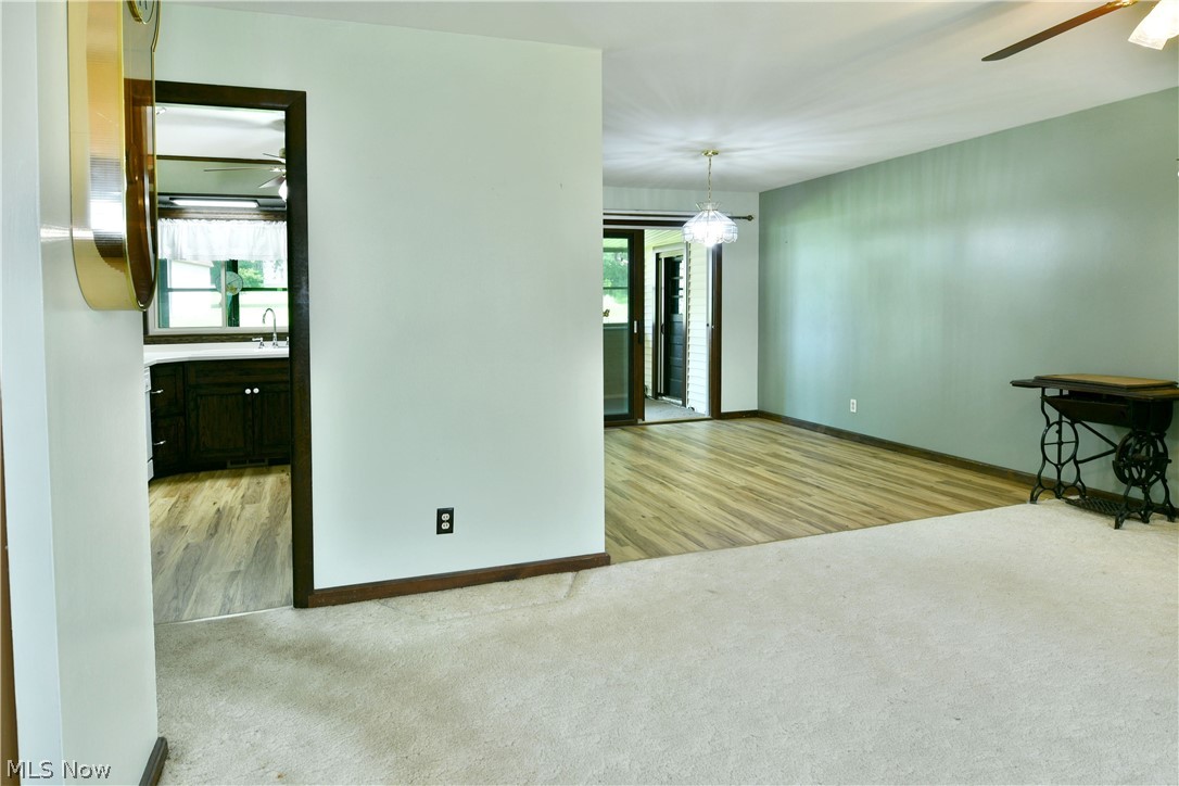 566 Greenleaf Avenue Ne Property Photo 24