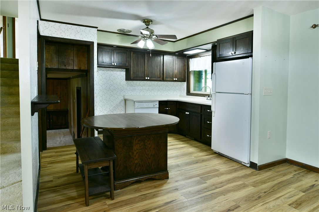 566 Greenleaf Avenue Ne Property Photo 28