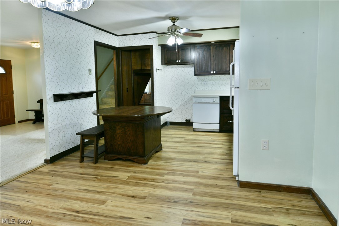566 Greenleaf Avenue Ne Property Photo 29