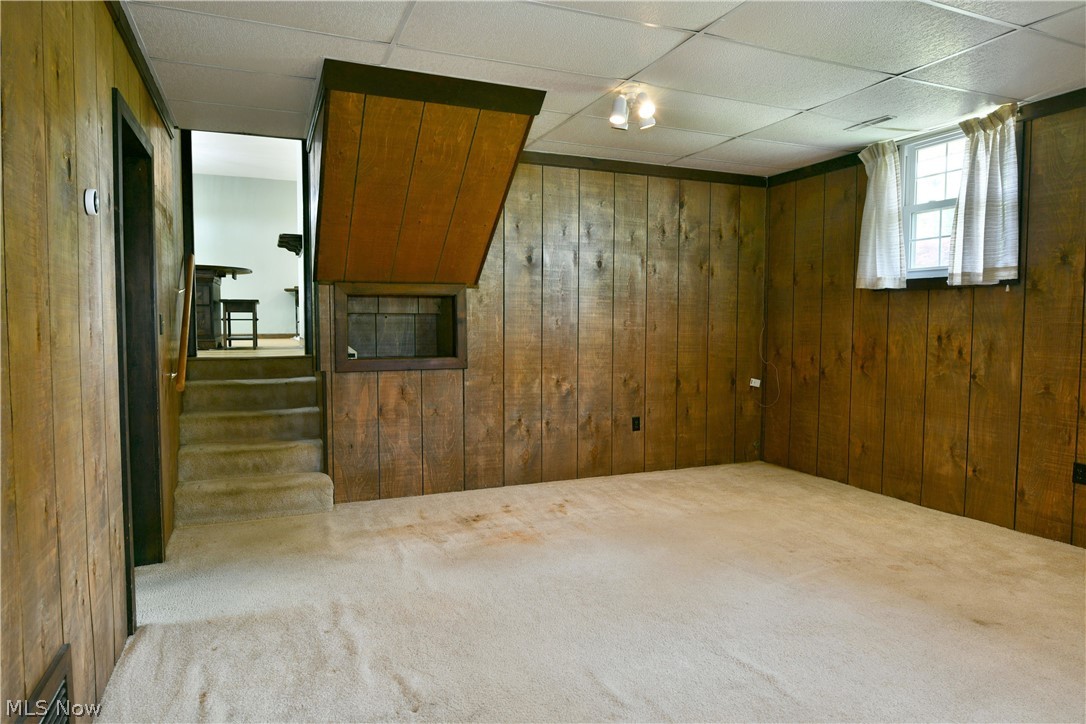 566 Greenleaf Avenue Ne Property Photo 36
