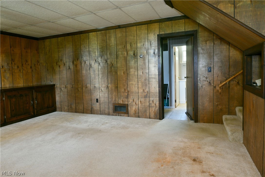 566 Greenleaf Avenue Ne Property Photo 37