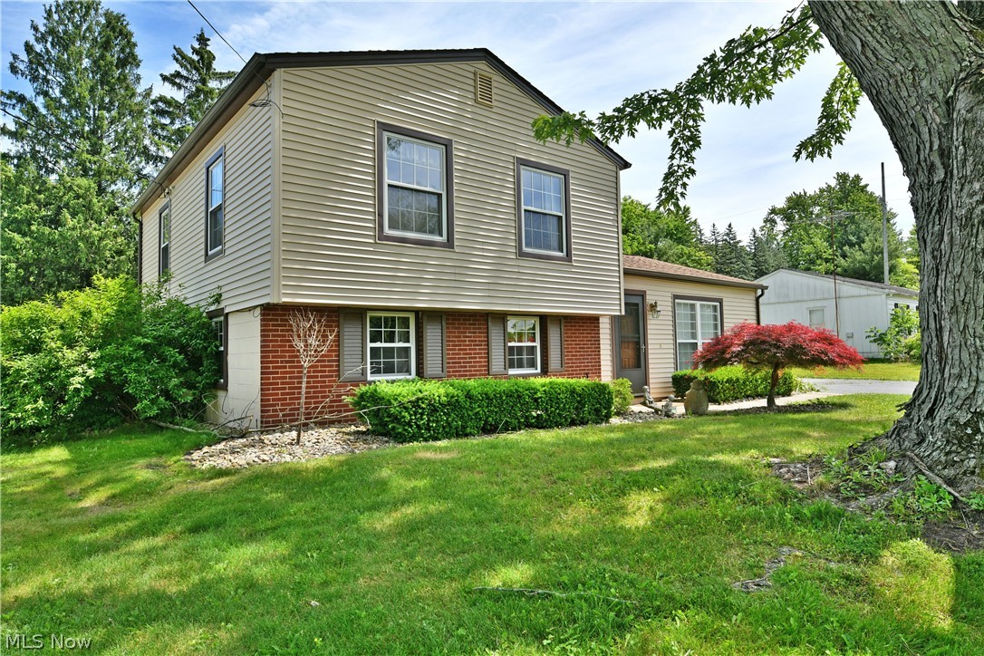 566 Greenleaf Avenue Ne Property Photo 44