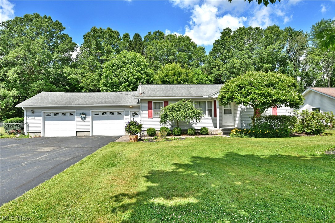 364 Mackey Drive Property Photo 1
