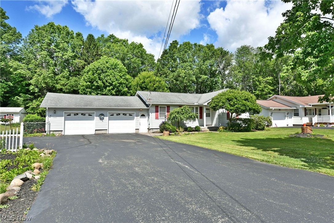 364 Mackey Drive Property Photo 2