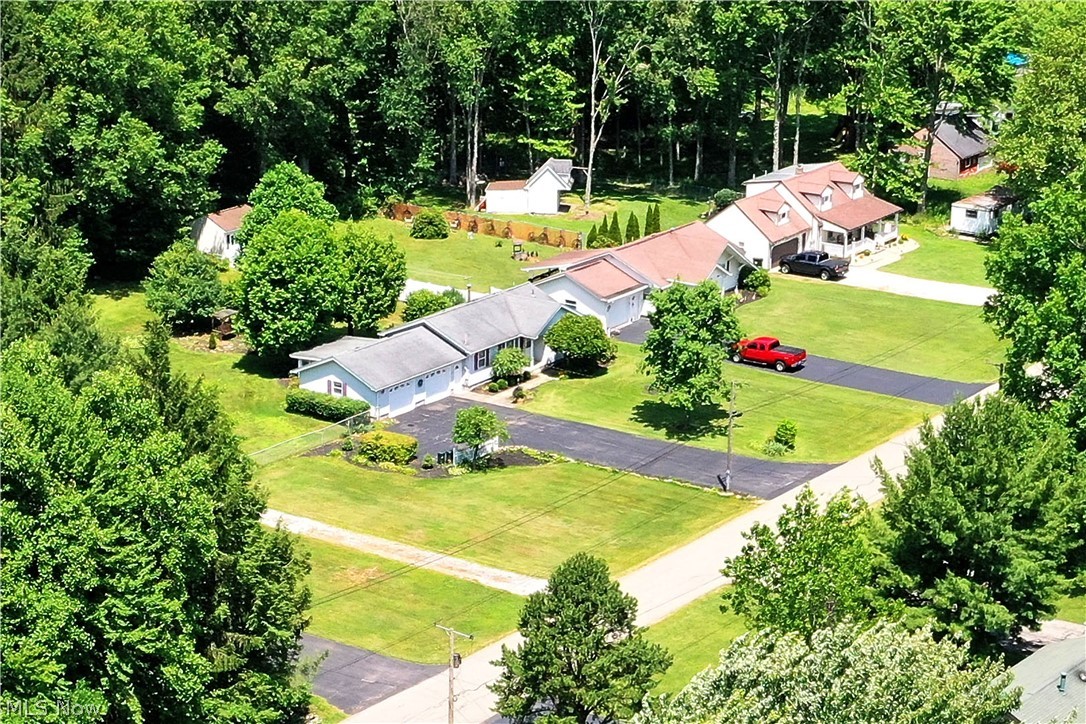 364 Mackey Drive Property Photo 3