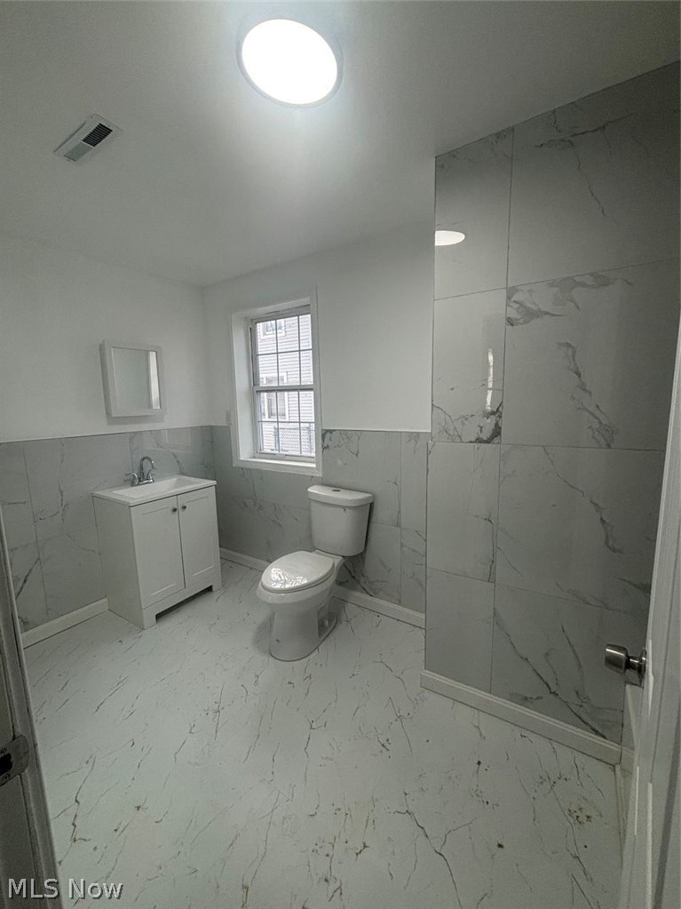 8019 Platt Avenue Property Photo 8