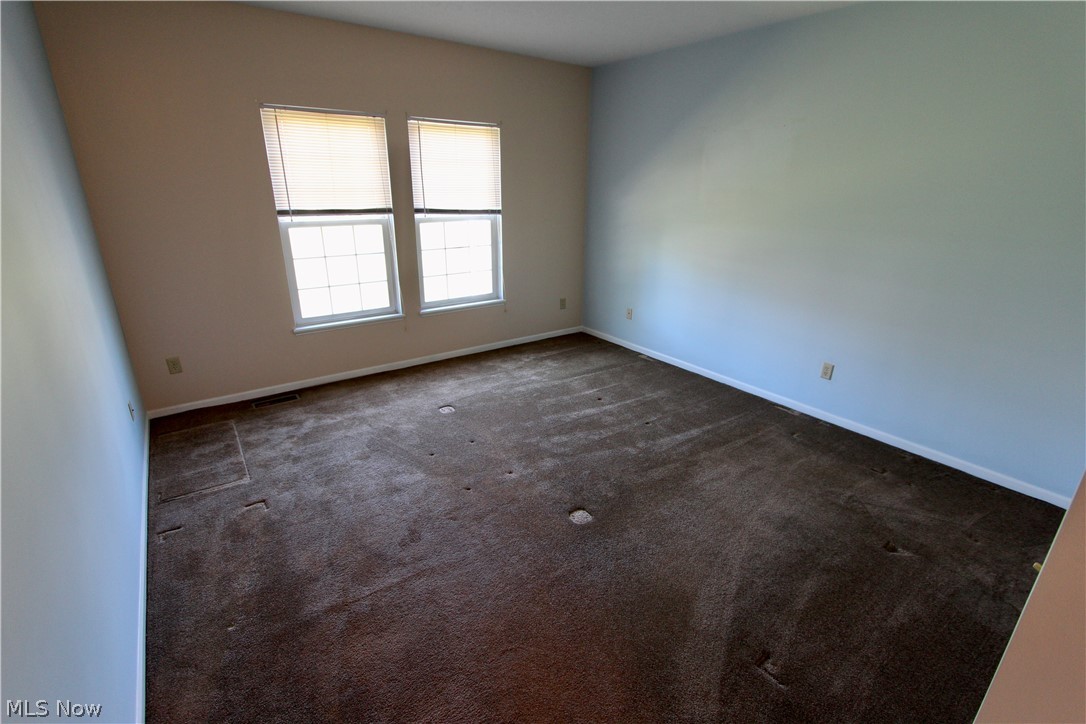 27242 Emerald Oval S Property Photo 14