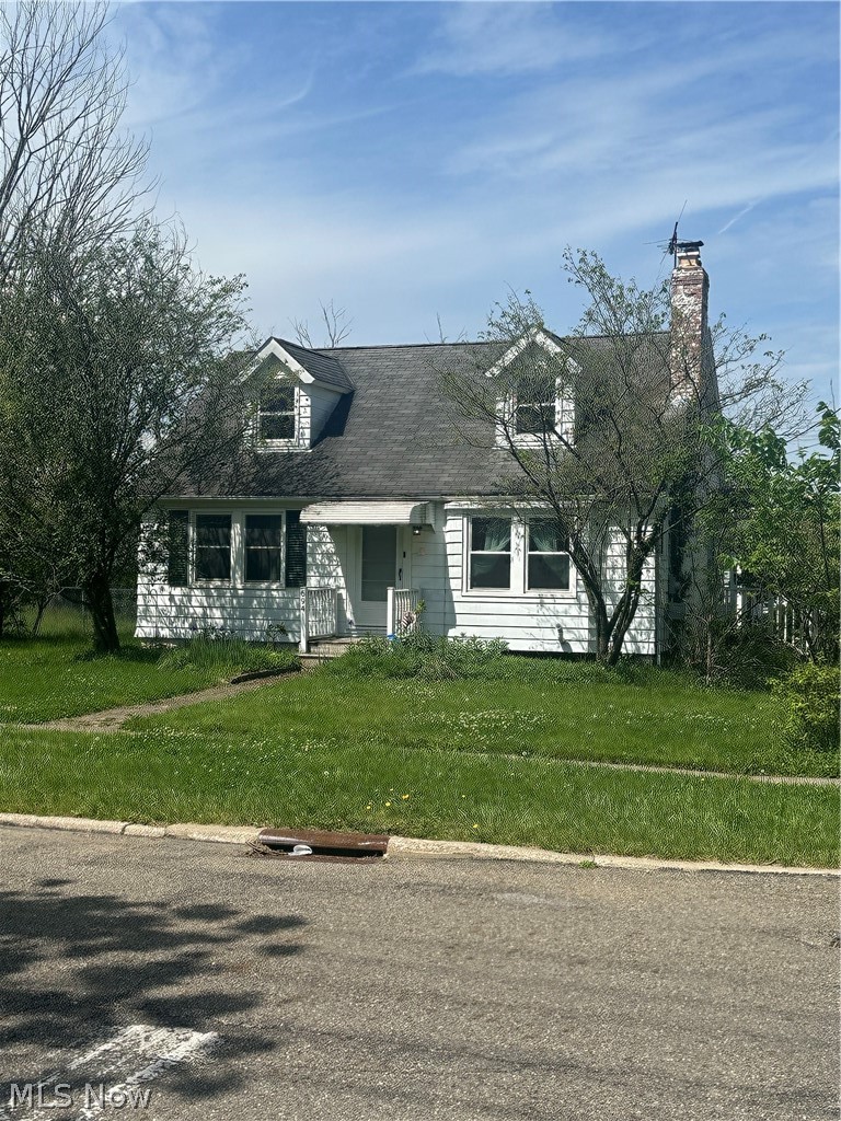 694 Mckinley Avenue Property Photo 1