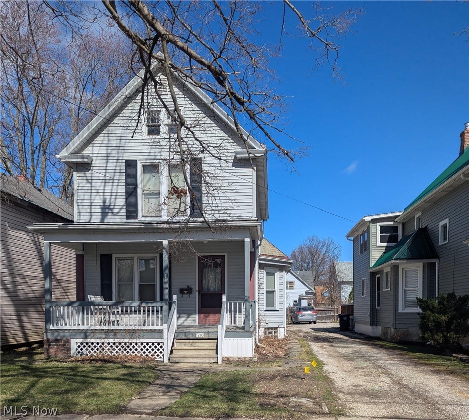 1705 W 5th Street Property Photo 1