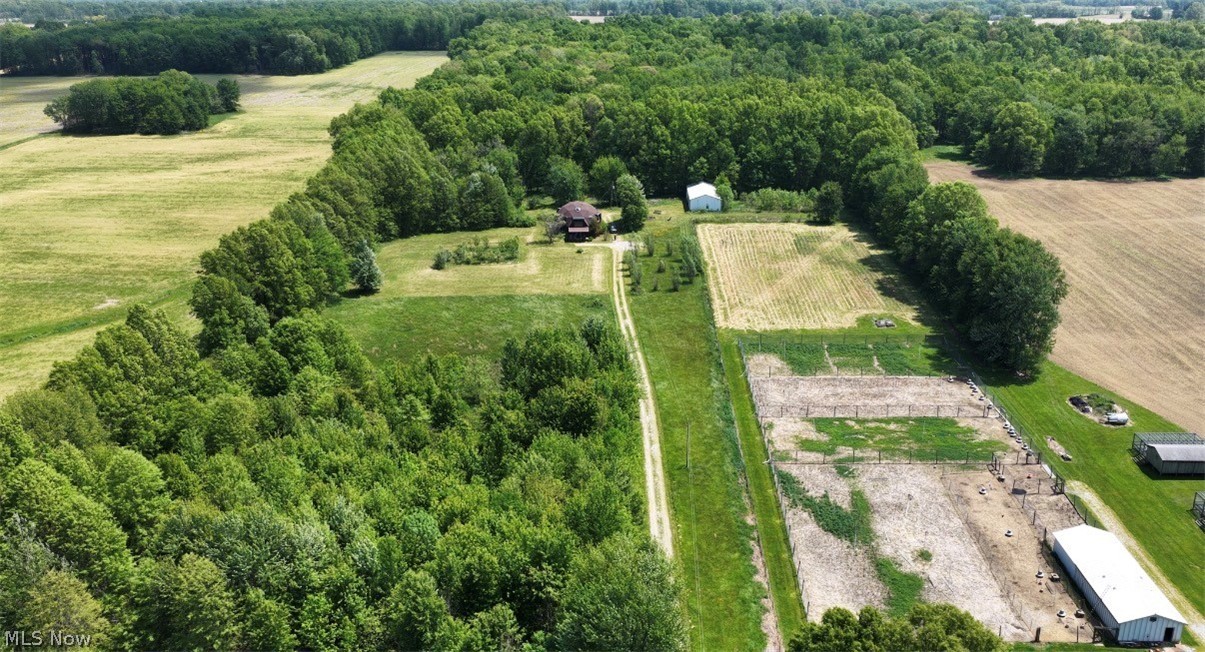1235 Township Road 353 Property Photo 7