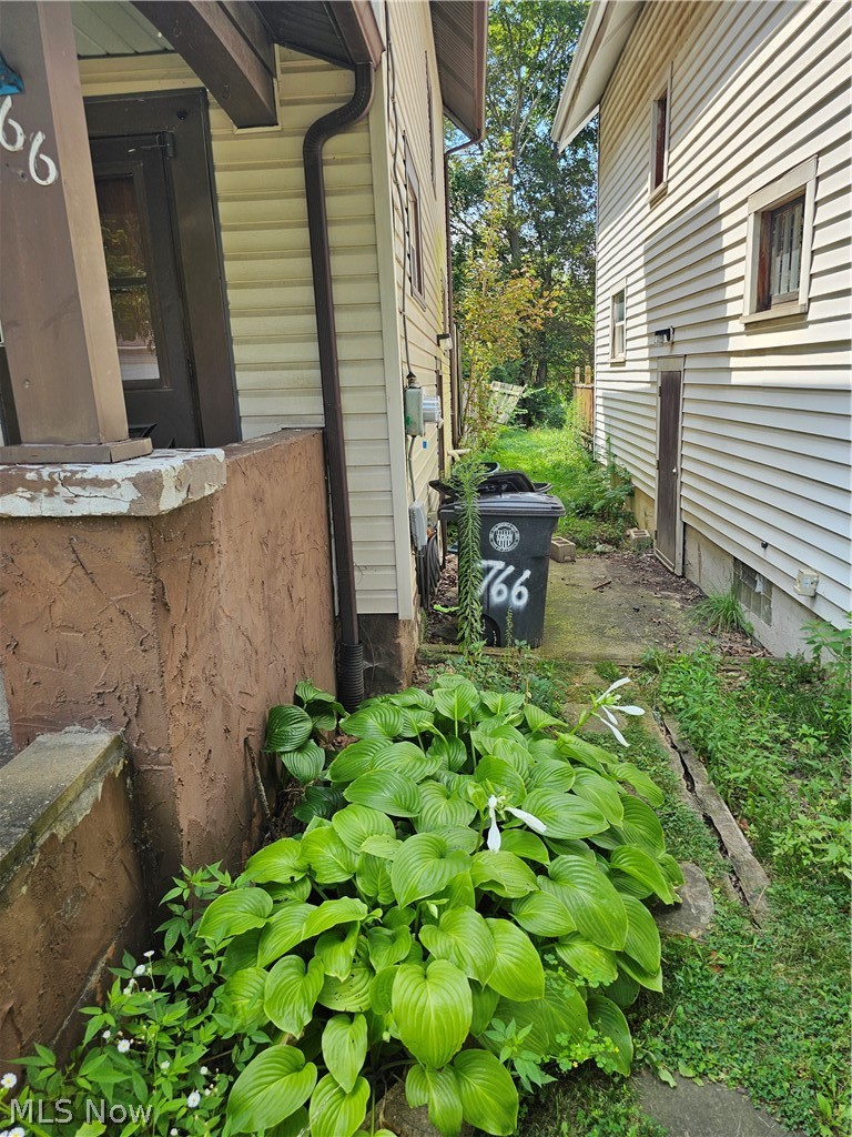 766 Garfield Street Property Photo 6