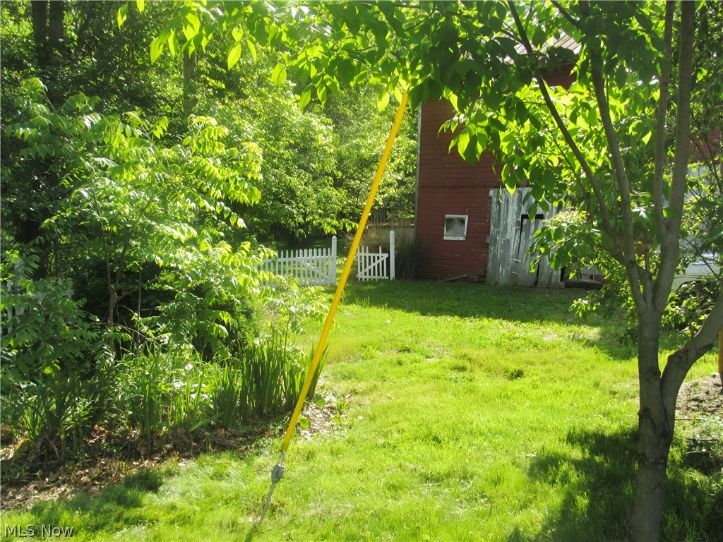 11209 Spencer Mills Road Property Photo 2