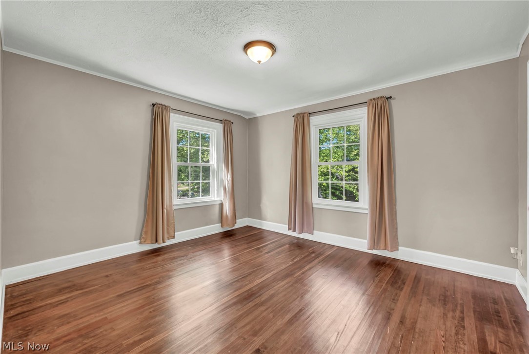 137 N Rose Boulevard Property Photo 24