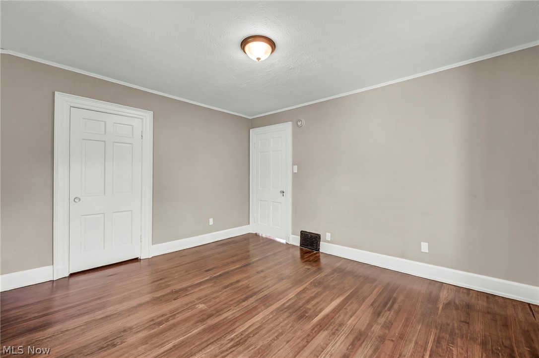 137 N Rose Boulevard Property Photo 25