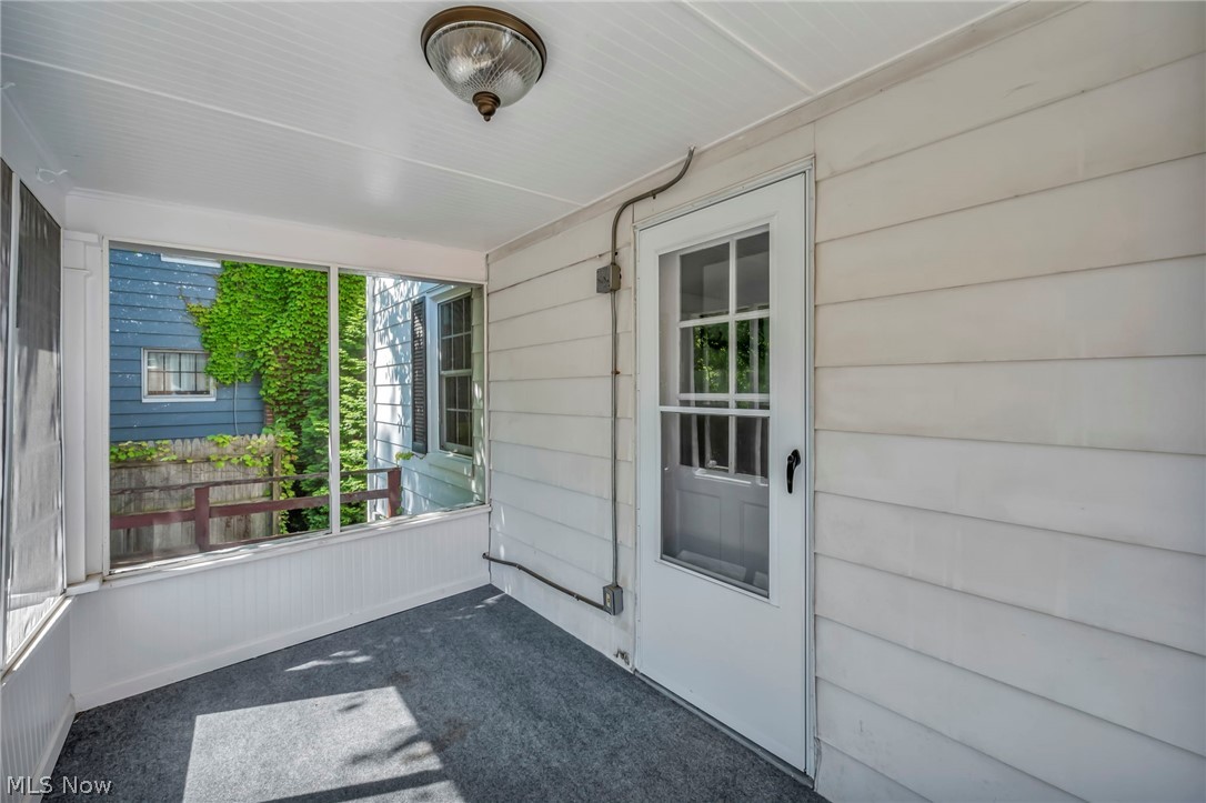 137 N Rose Boulevard Property Photo 38