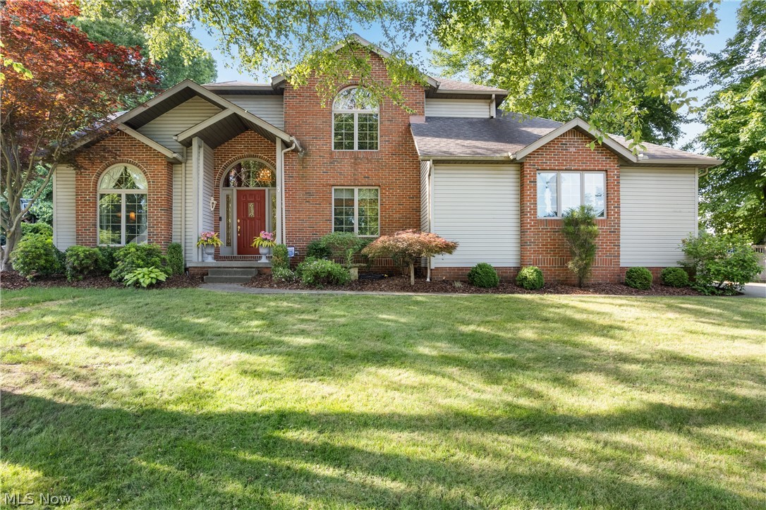 1938 Fairway Drive Property Photo 3