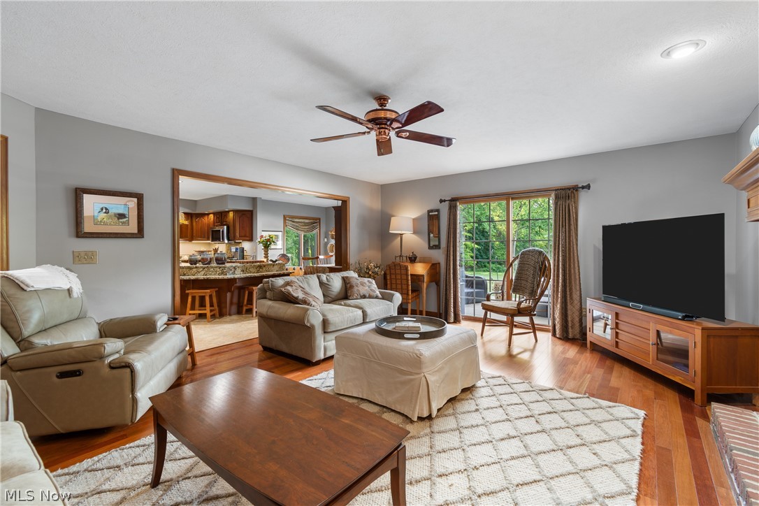 1938 Fairway Drive Property Photo 5