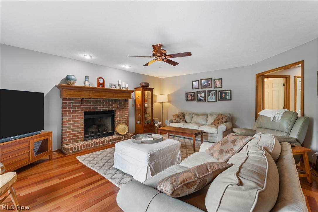 1938 Fairway Drive Property Photo 6