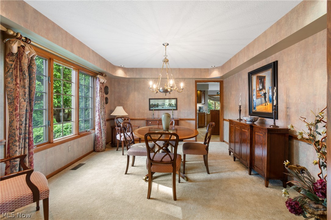 1938 Fairway Drive Property Photo 12