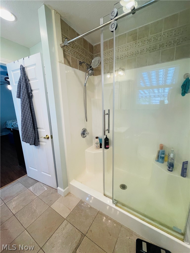 1209 Apple Valley Dr Property Photo 23