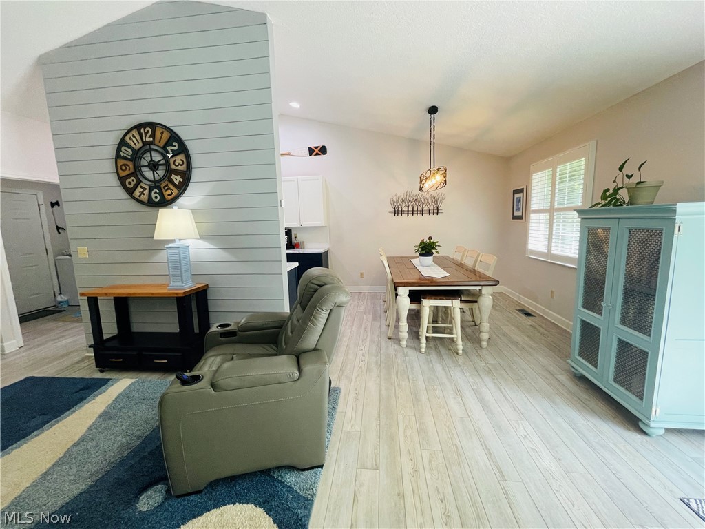 1209 Apple Valley Dr Property Photo 36