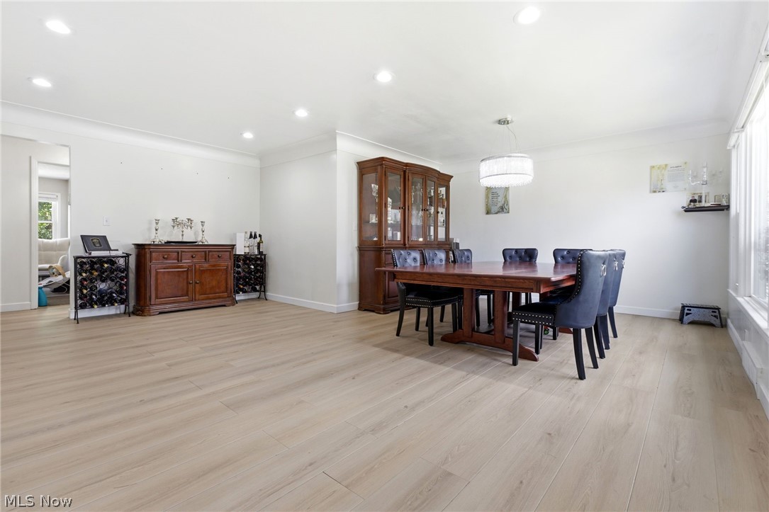 2431 White Road Property Photo 14
