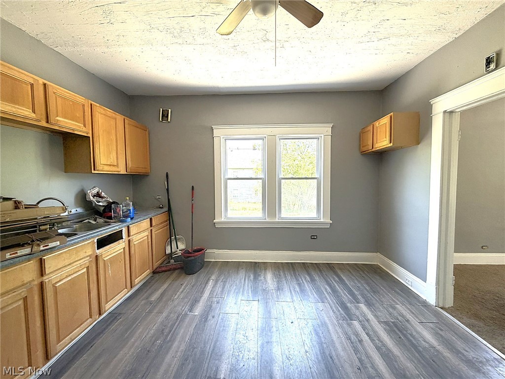 10514 Lamontier Avenue Property Photo 7