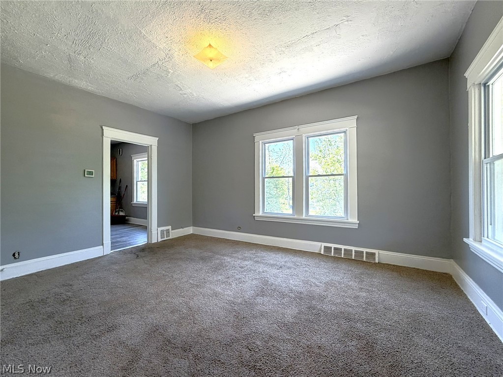 10514 Lamontier Avenue Property Photo 10