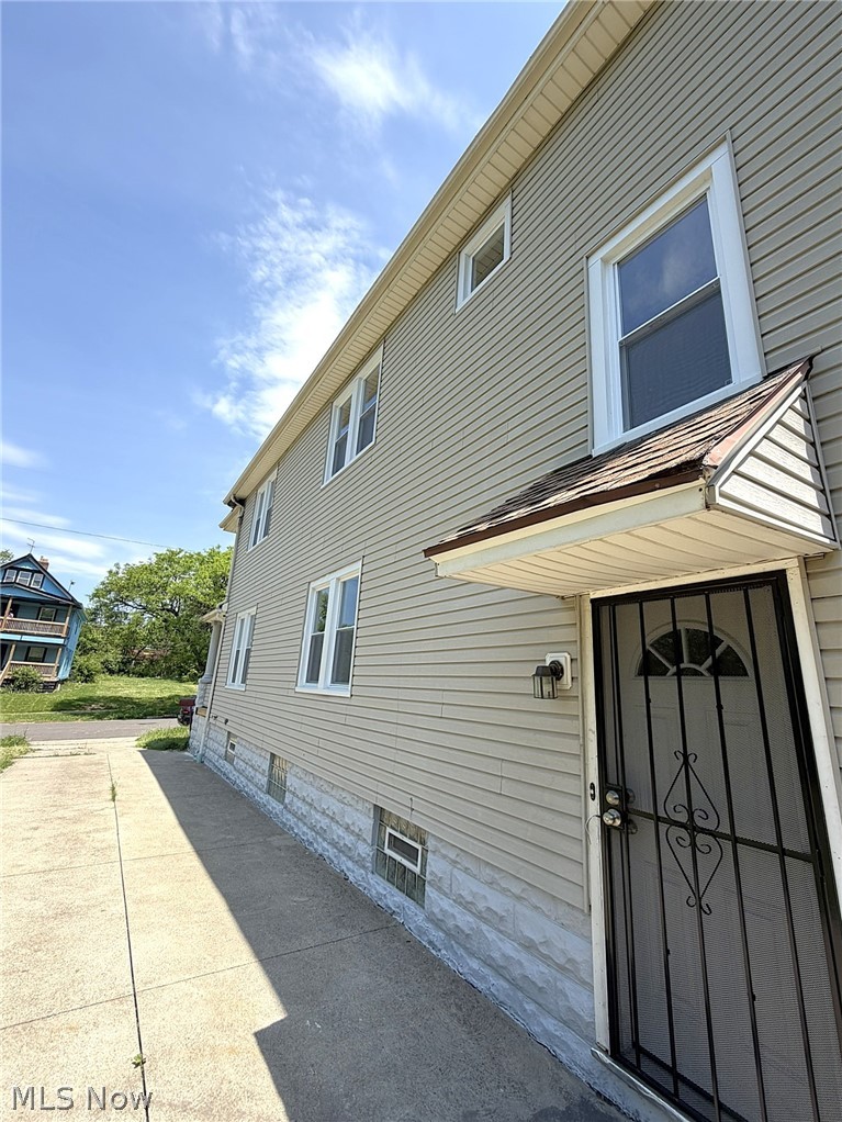 10514 Lamontier Avenue Property Photo 24