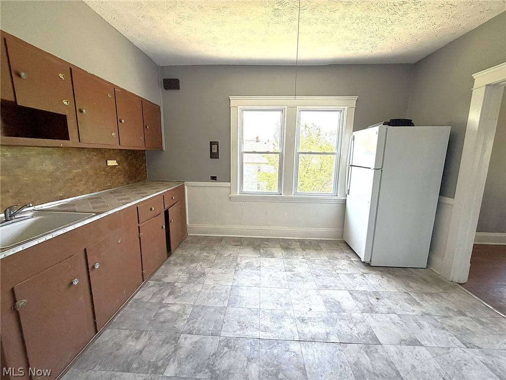 10514 Lamontier Avenue Property Photo 35