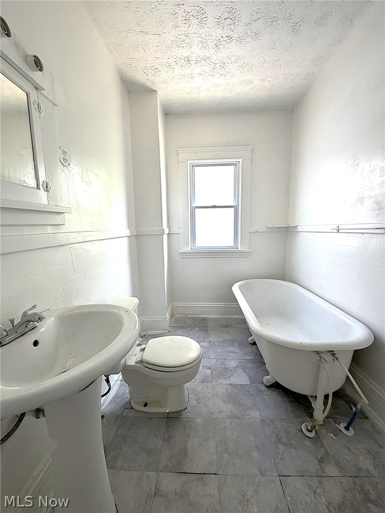 10514 Lamontier Avenue Property Photo 42