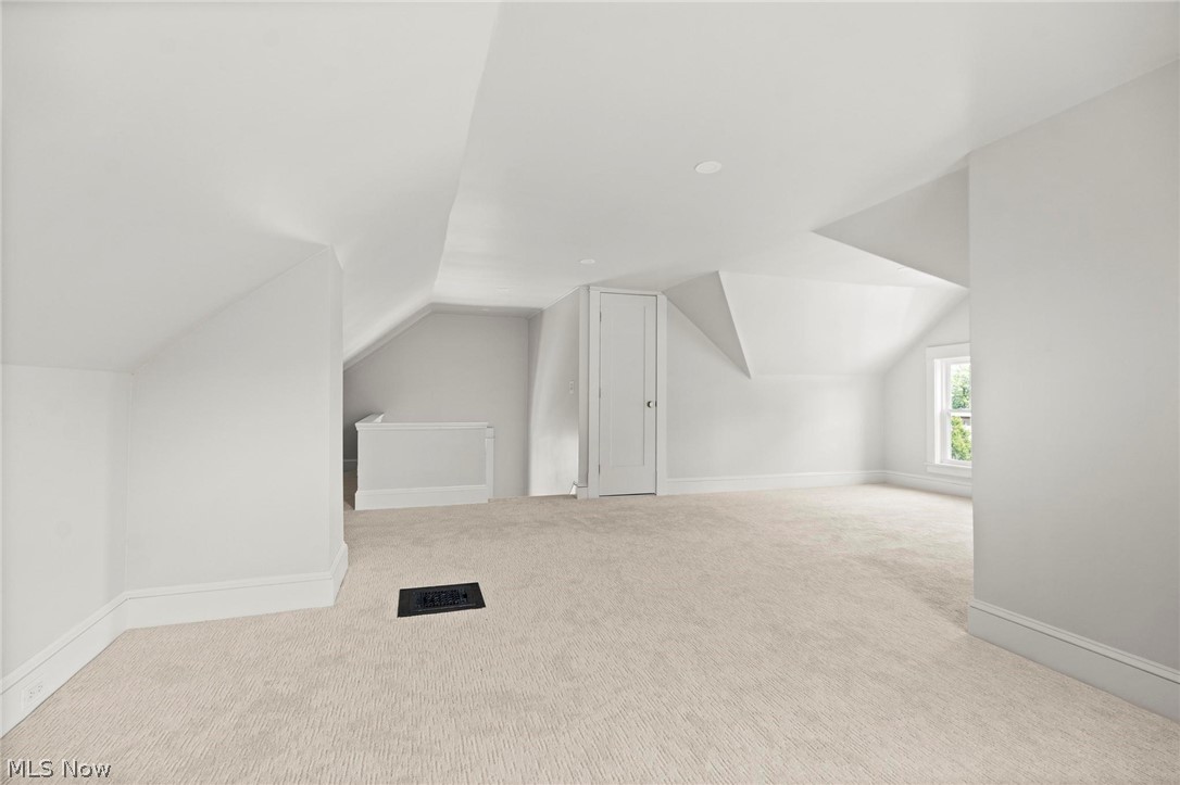 1438 Elbur Avenue Property Photo 18