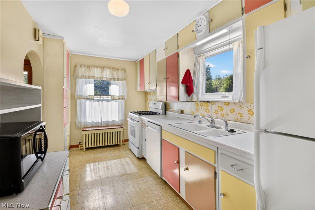 2690 S Canfield Niles Road Property Photo 4