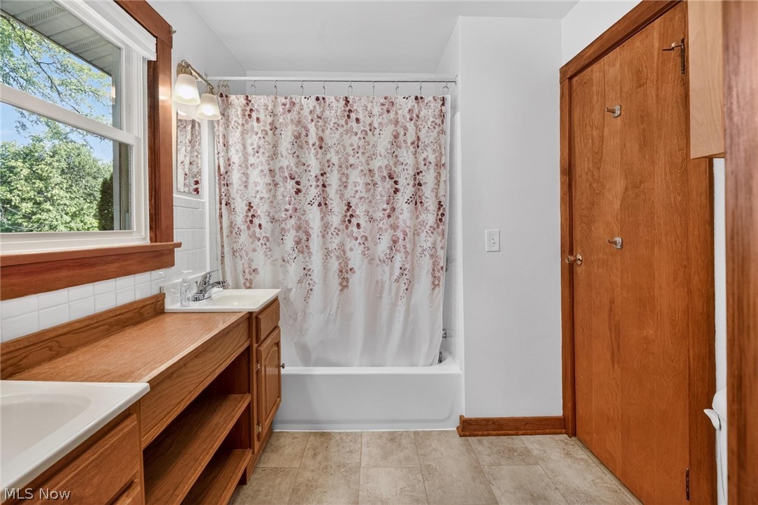 2690 S Canfield Niles Road Property Photo 34