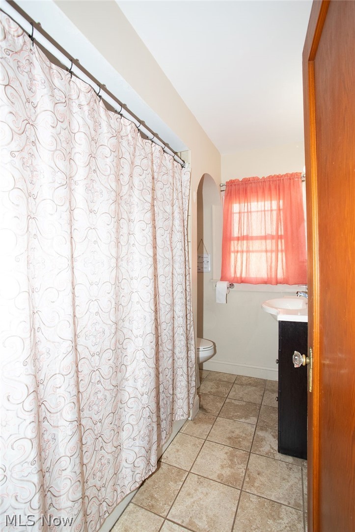 213 Como Street Property Photo 12