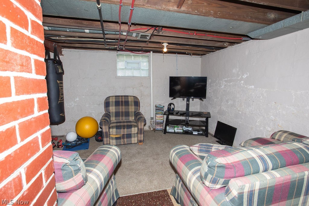 213 Como Street Property Photo 15