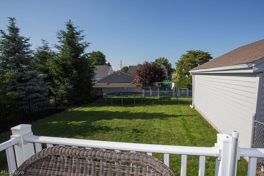 213 Como Street Property Photo 23