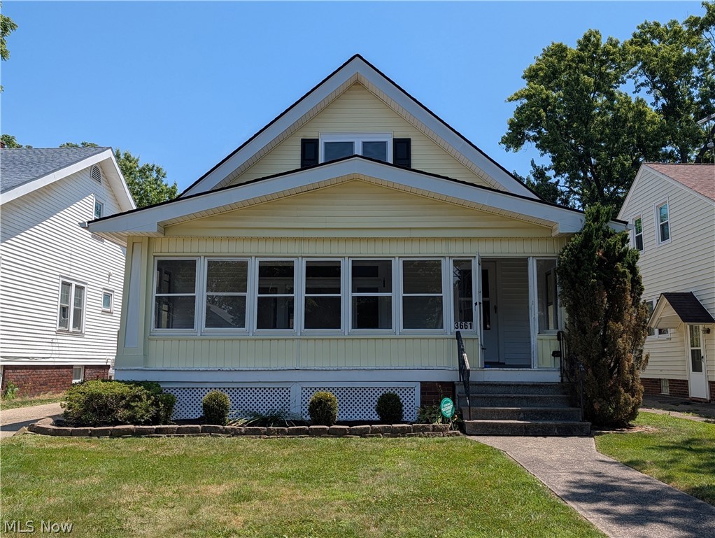 3661 W 134th Street Property Photo 1