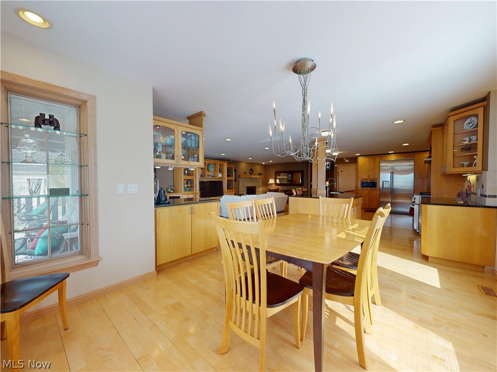 7885 Pear Tree Drive Property Photo 12
