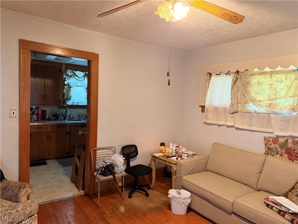 1018 Foster Avenue Property Photo 15