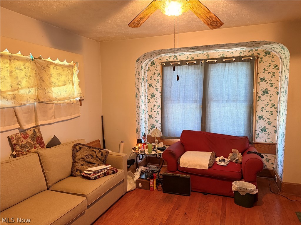 1018 Foster Avenue Property Photo 16