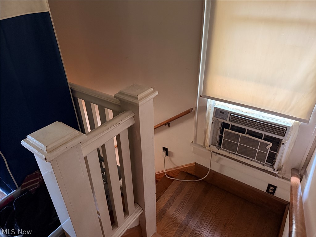 1018 Foster Avenue Property Photo 23