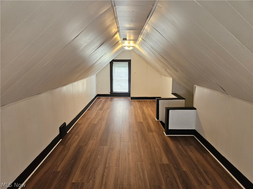 487 Talbot Avenue Property Photo 9