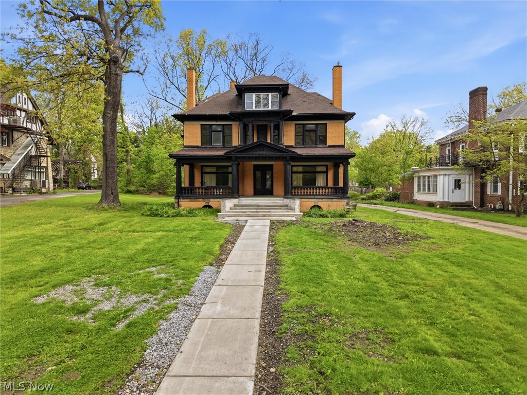 252 Broadway Avenue Property Photo 1