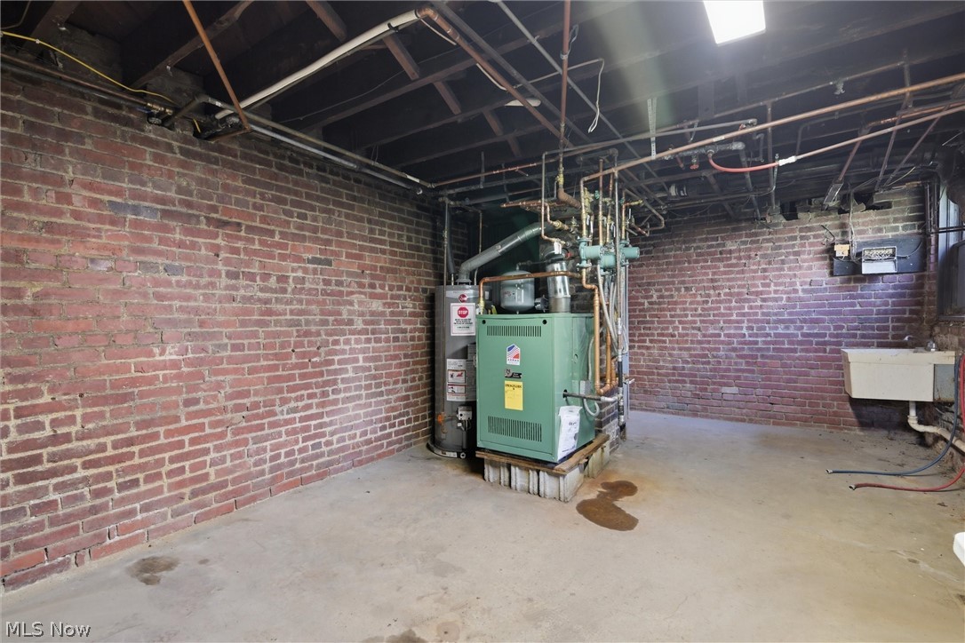 252 Broadway Avenue Property Photo 12