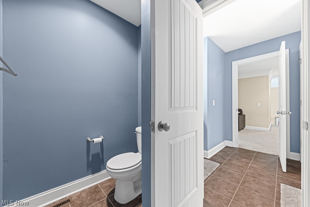 2820 Ashwood Drive Property Photo 37