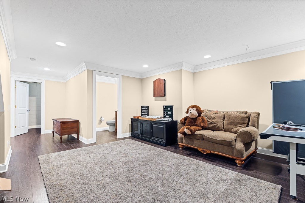 2820 Ashwood Drive Property Photo 39