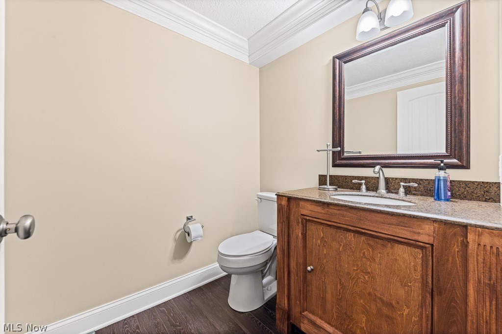 2820 Ashwood Drive Property Photo 40